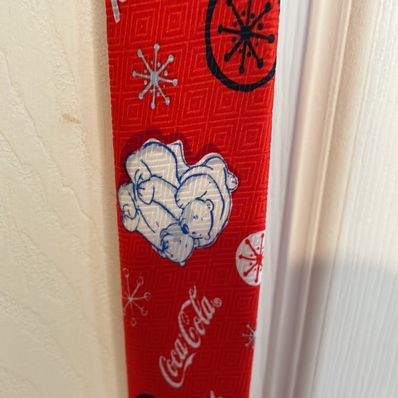 Coca-Cola Tie - Picture 4 of 10